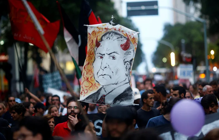 Aprovação de Temer: pesquisa ouviu 2.002 pessoas em 141 municípios entre 1º e 4 de dezembro (Ricardo Moraes/Reuters)