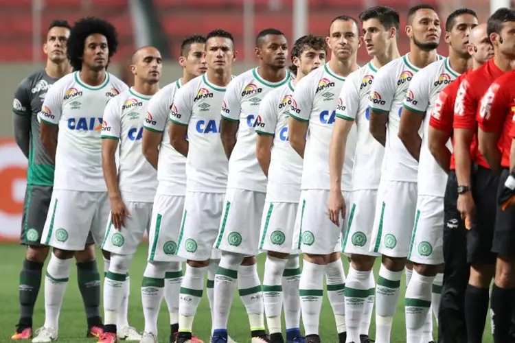 Chapecoense: Palmeiras, Corinthians, Santos, São Paulo, entre outros, participam da iniciativa (Cristiane Mattos/Reuters)