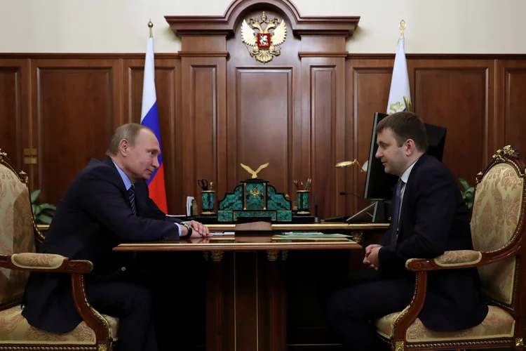 Nomeação: mais da metade dos russos desconfia das acusações de corrupção apresentadas (Sputnik/Kremlin/Mikhail Klimentyev/Reuters)