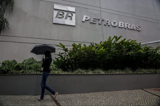 Petrobras está perto de atingir meta de desalavancagem