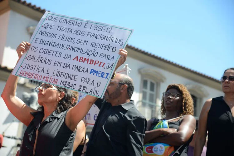 Alerj: a medida foi anunciada no dia seguinte à invasão da Assembleia por milhares de servidores, liderados por policiais, bombeiros e agentes penitenciários (Tomaz Silva/Agência Brasil)