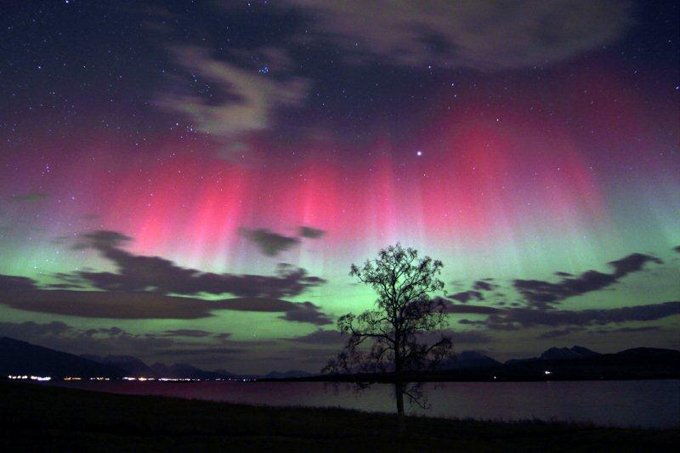 Qual a melhor época para ver Aurora Boreal na Islândia