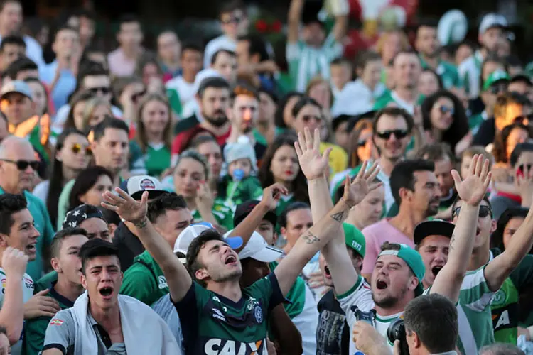 Chapecoense: presidente do Sport convocou todos os times da série A a também doarem suas receitas (Paulo Whitaker/Reuters)