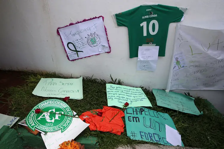 Homenagem: para hoje a prefeitura de Medellín e o time do Atlético Nacional organizaram uma homenagem póstuma às vítimas do acidente (Paulo Whitaker/Reuters)