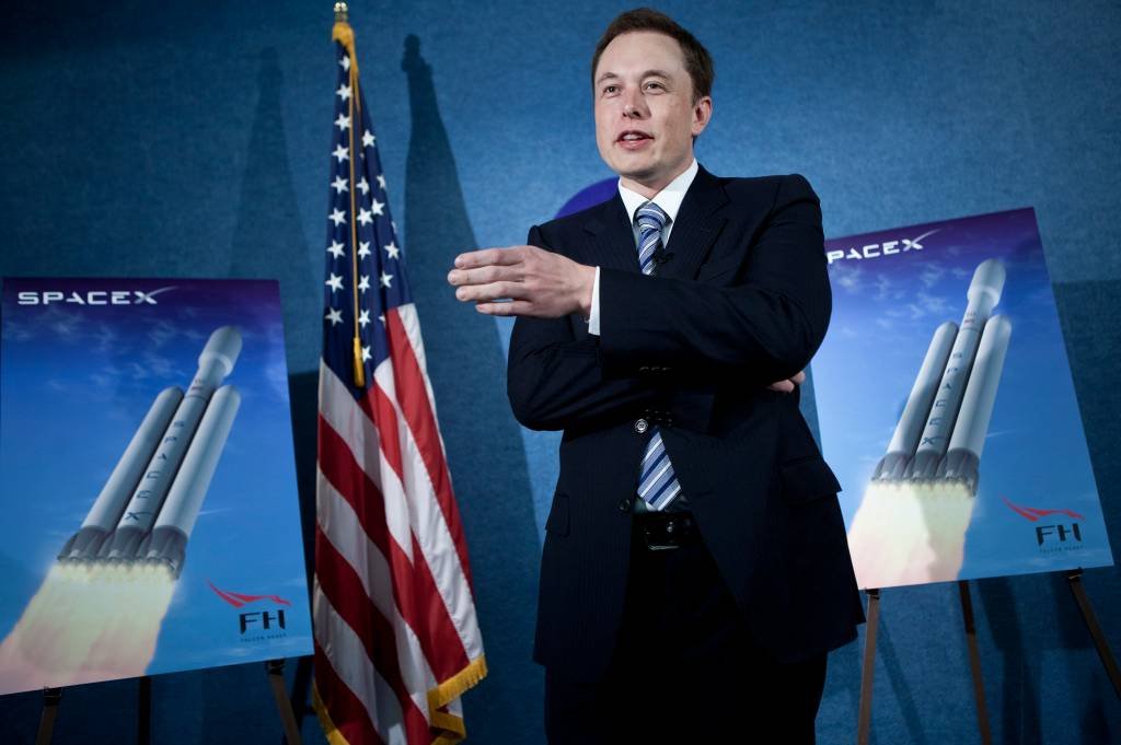 Elon Musk afirma que fundo soberano saudita quer tirar Tesla da Bolsa