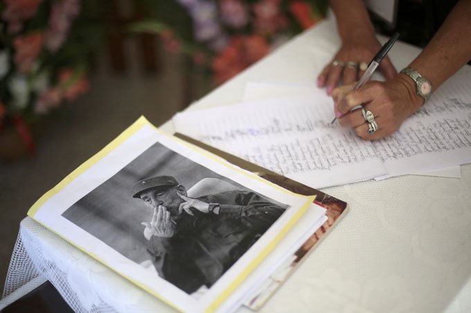 EUA enviarão dois representantes ao funeral de Fidel Castro