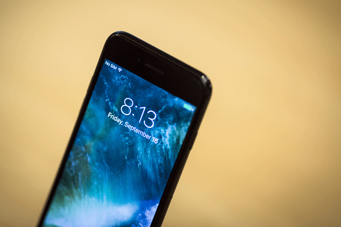 iPhone 7: o smartphone trouxe pequenas mudanças no design da marca (John Taggart/Bloomberg)
