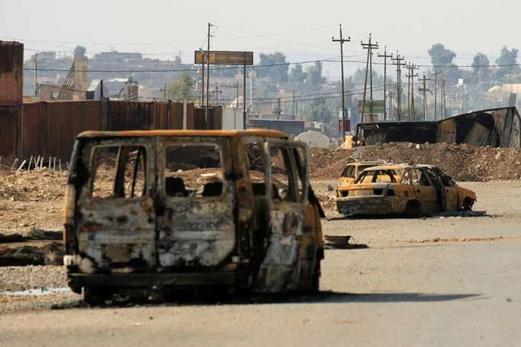 Ataques em Mosul: porta-voz militar disse que os carros-bomba foram detonados em um mercado (Thaier Al-Sudaini)