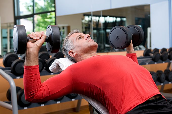 Os benefícios de 6 atividades físicas para quem já passou dos 40