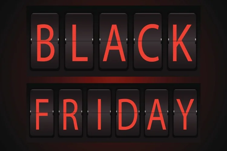 Black Friday: descontos se espalharam por vários setores da economia (Bonilla1879/Thinkstock)