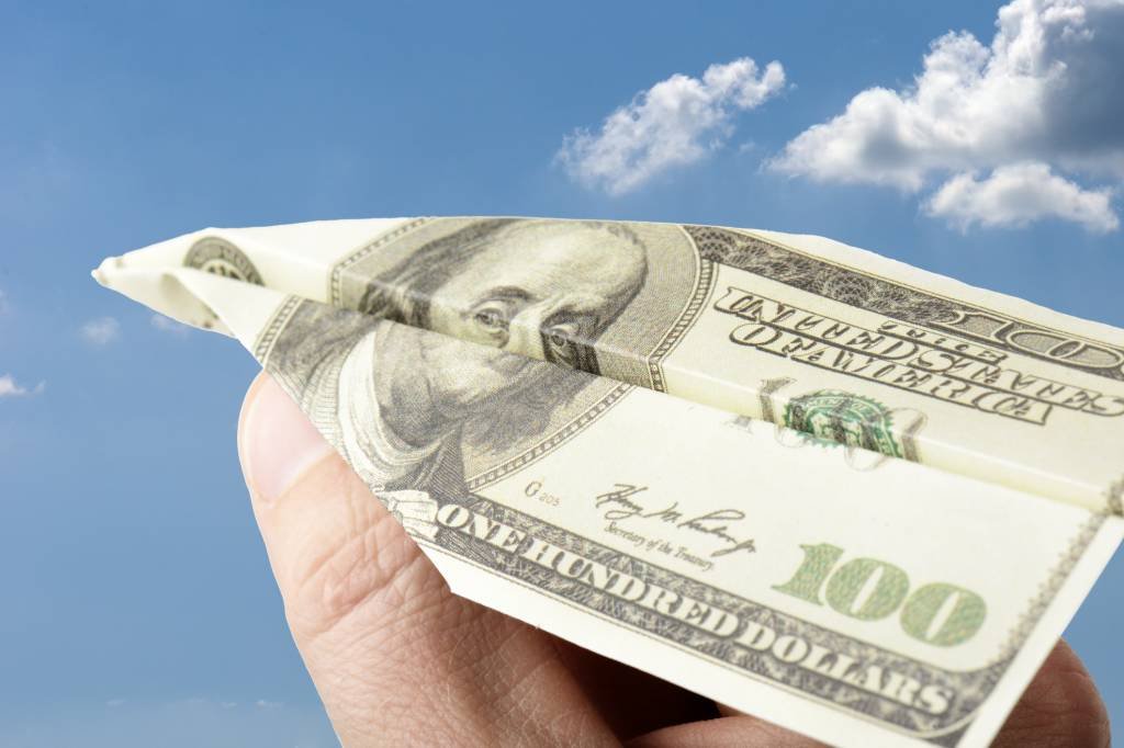 Qual a forma mais barata de enviar dinheiro para o exterior?