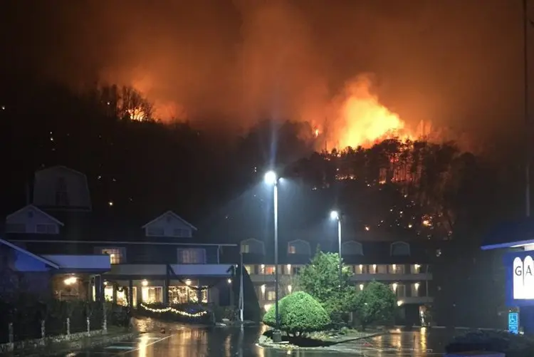 Incêndio: parque florestal no Tennessee é o mais visitado dos EUA (Tennessee Highway Patrol/Reuters)