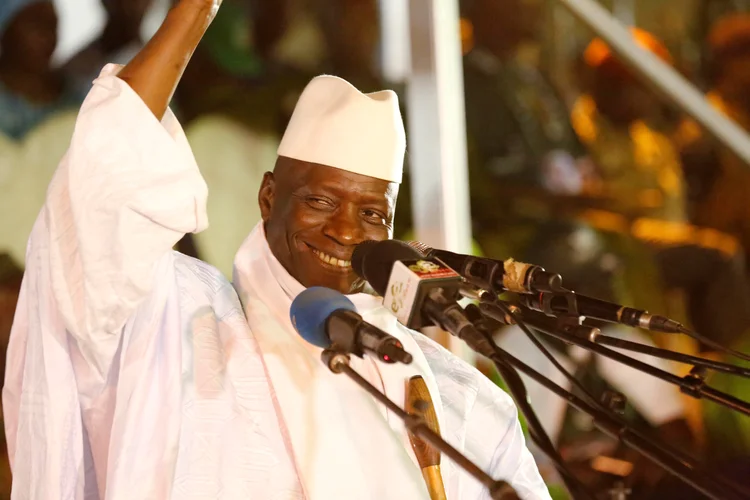 Jammeh: segundo a comissão eleitoral, o empresário Barrow obteve 45,5% dos votos, Jammeh conquistou 36,6% (Thierry Gouegnon/Reuters)