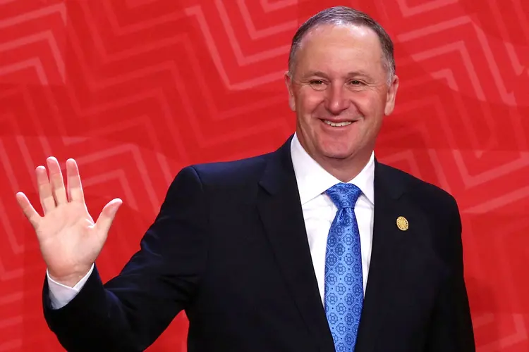 John Key: primeiro-ministro disse que irá ficar no Parlamento tempo suficiente para que seu partido evite uma eleição para seu assento (Mariana Bazo/Reuters)