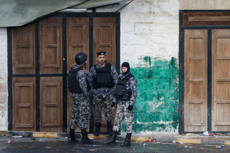 Segurança: quatro indivíduos foram abatidos pelas forças de segurança (Muhammad Hamed/Reuters)
