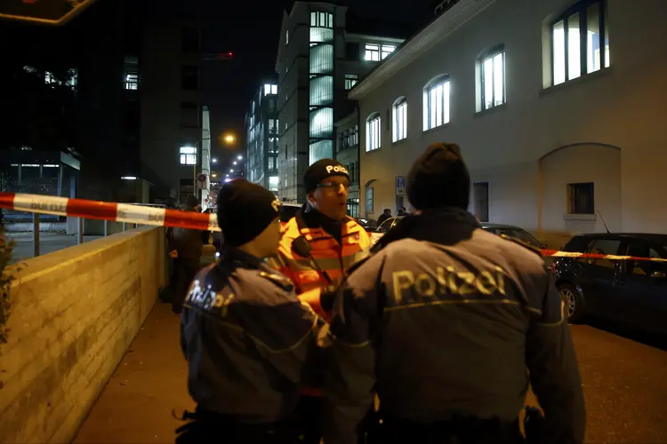 Ataque: o agressor se suicidou perto do local do crime (Arnd Wiegmann/Reuters)