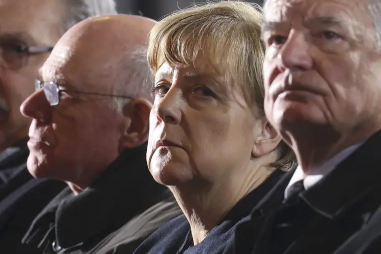 Merkel: o grupo extremista Estado Islâmico reivindicou nesta terça-feira o atentado em Berlim (Michael Kappeler/Reuters)