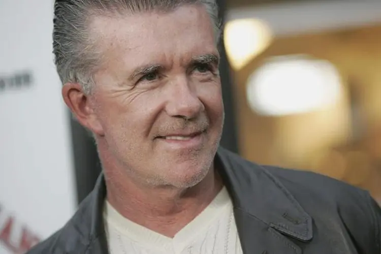 Alan Thicke era querido por muitos fãs pelo papel do psiquiatra e pai Jason Seaver na sitcom "Tudo em Família" (Danny Moloshok/Reuters)