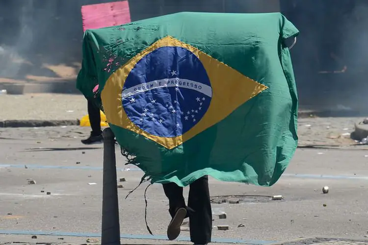 Protestos: a maior parte do comércio na região fechou as portas, com medo de invasões e depredações (Tomaz Silva/Agência Brasil)