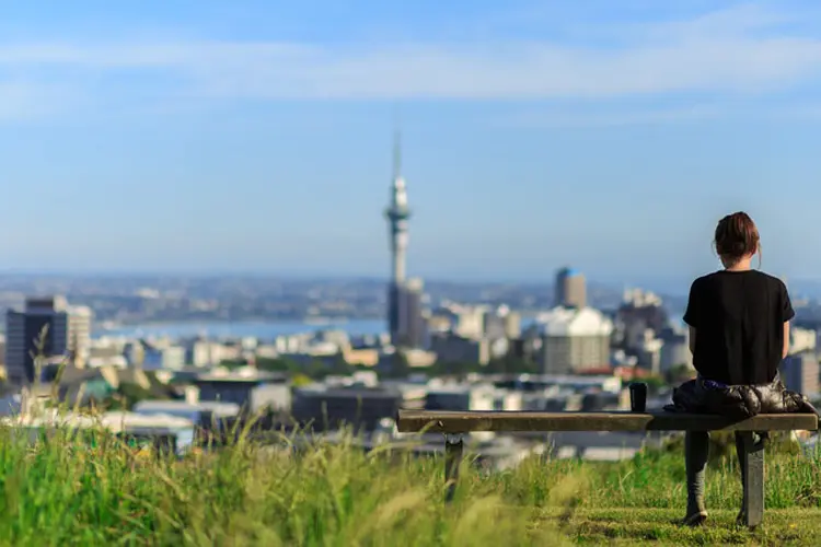 Vista de Auckland: cidade é é considerada mais diversa culturalmente do que Londres e Nova York, segundo o World Migration Report (naruedom/Thinkstock)