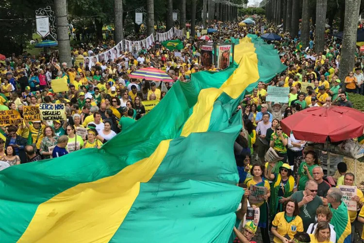 Protesto em Belo Horizonte: segundo a Polícia Militar, não houve incidentes na capital nem no interior (Vem Pra Rua Brasil/Facebook/Reprodução)