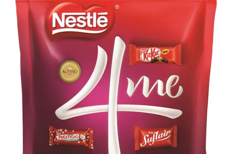 4Me, lançamento da Nestlé para o Natal brasileiro: união de Kit Kat, Suflair, Alpino e Prestígio (Nestlé)