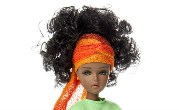 Ri Happy, Estrela e Fundo Baobá lançam coleção de bonecas negras