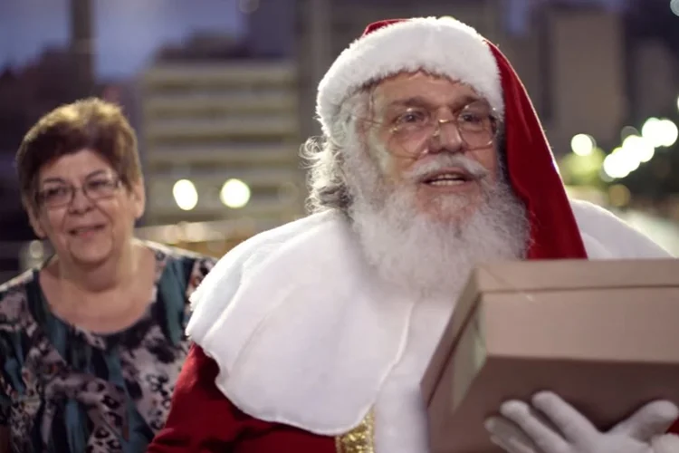 Campanha da União foi perguntar o que os papais noéis gostariam de ganhar de presente de Natal (Reprodução)