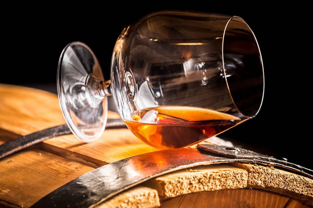 Além do Hennessy: 5 conhaques sofisticados para presentear