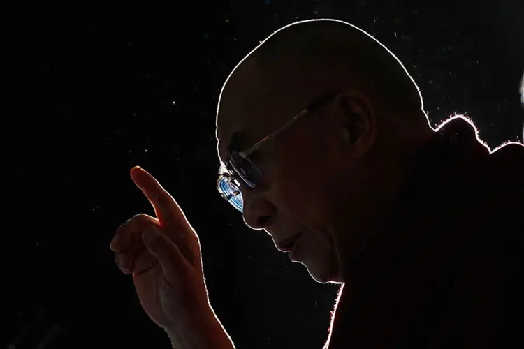 Dalai Lama: a China reagiu a visita do líder no último mês à Mongólia bloqueando caminhões mongóis na fronteira entre os dois países, afetando as exportações de carvão (Getty Images)