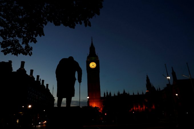 Brexit ameaça 17% de ativos bancários do Reino Unido, diz estudo