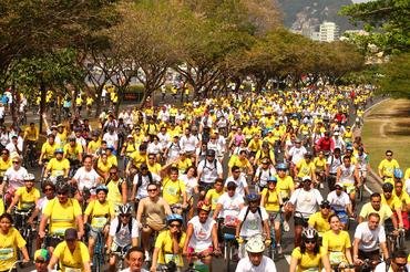 Esportes participativos ignoram a crise e mercado cresce