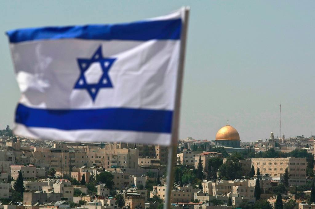 Bandeira: símbolo que fica no chão protesta contra a normalização das relações entre Jordânia e Israel (Getty Images/David Silverman)