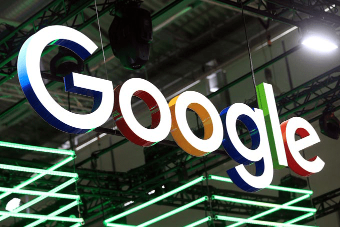 Jornal afirmou que o Google ofereceu o investimento para assegurar um fornecimento estável de telas Oled flexíveis para os celulares Pixel (Krisztian Bocsi/Bloomberg)