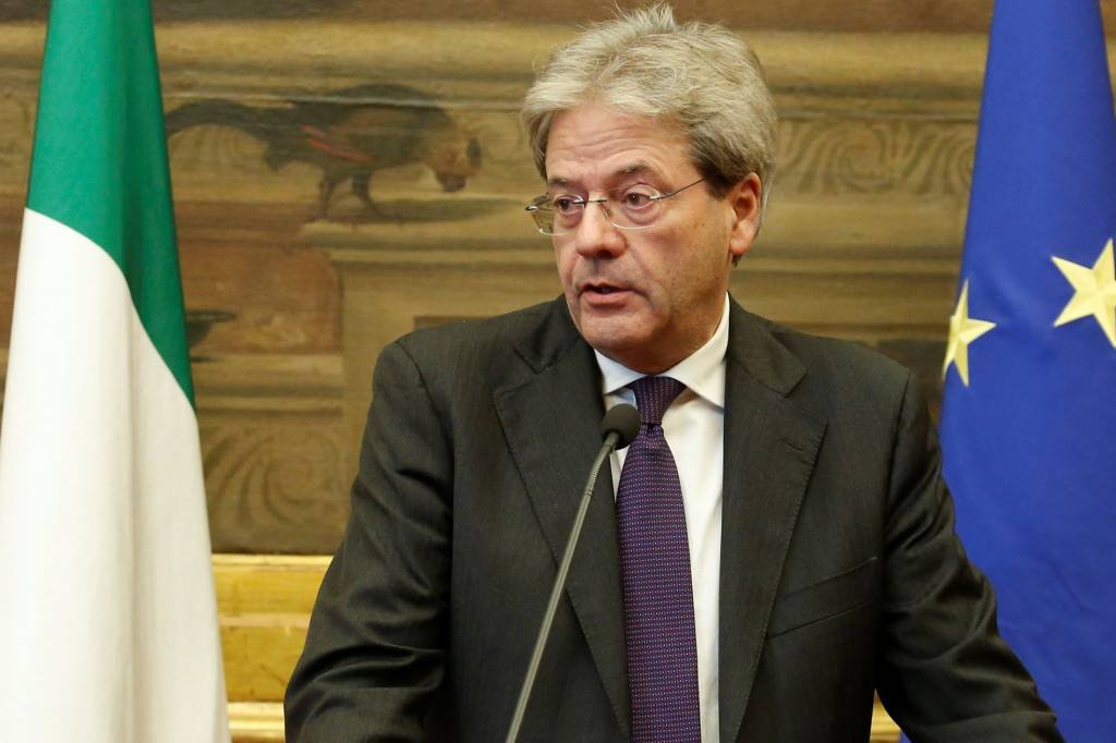 Novo premiê da Itália afirma que vai intervir para ajudar bancos
