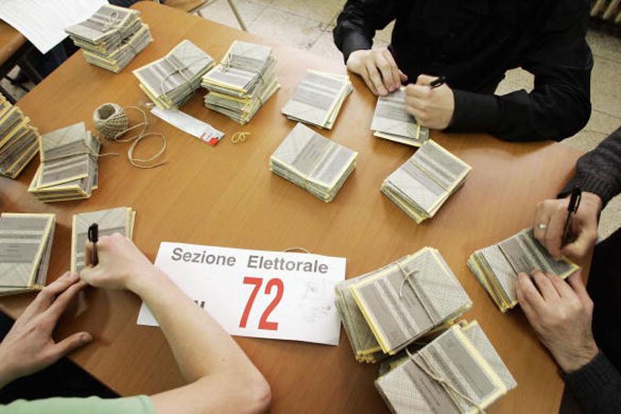 Partido de oposição pede novas eleições na Itália