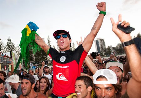 Orthopride fecha patrocínio com Gabriel Medina