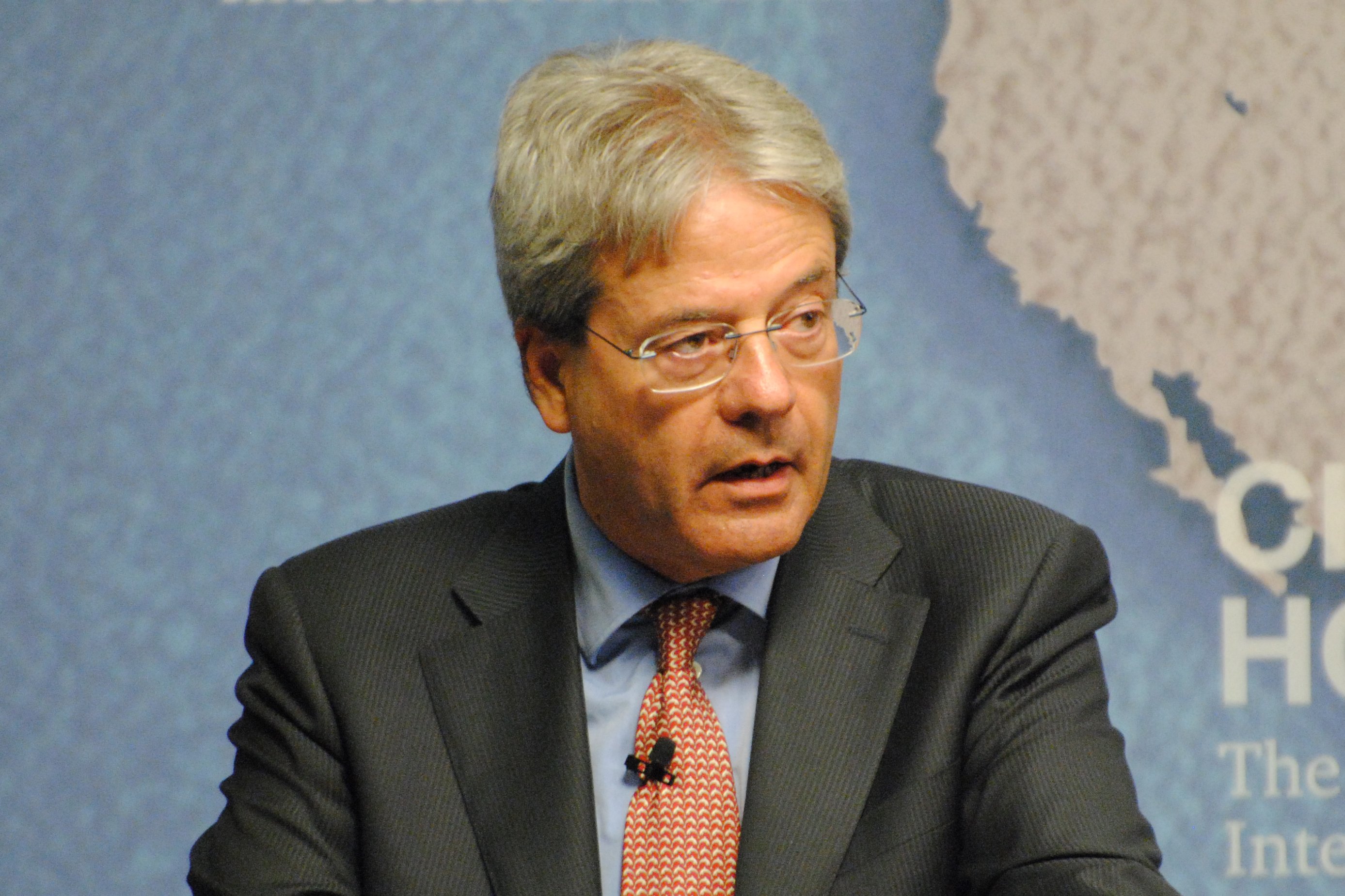 Ex-chanceler Paolo Gentiloni é nomeado premiê da Itália