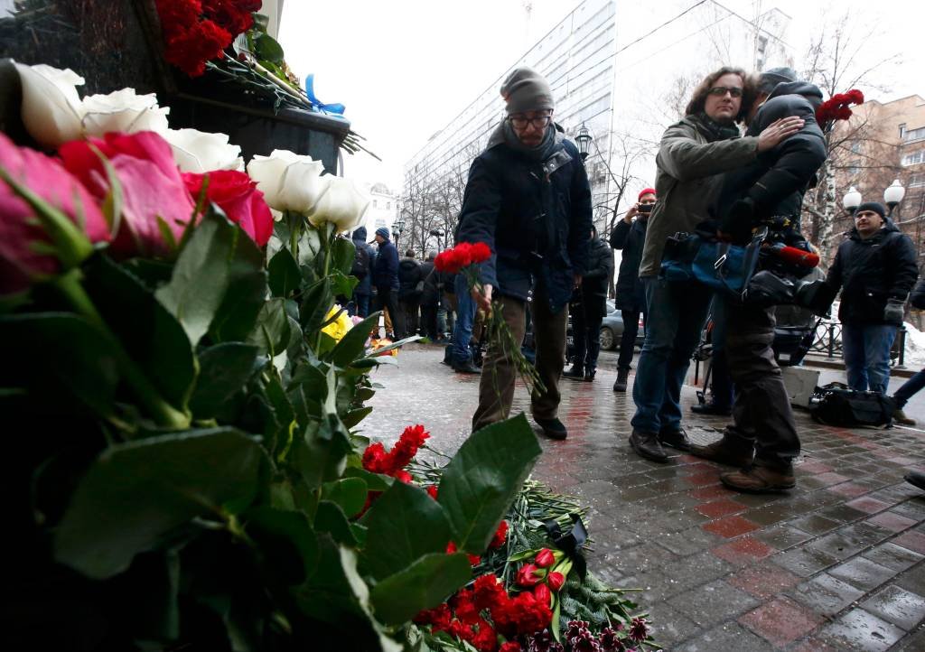 Putin decreta dia de luto na Rússia após queda de avião