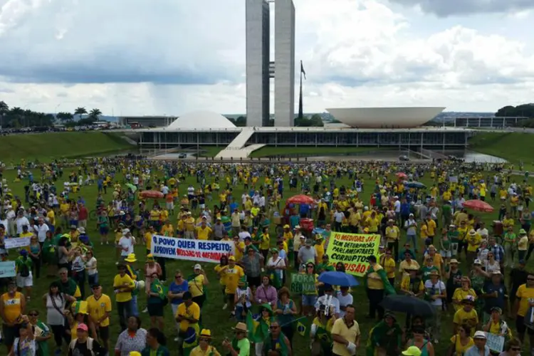 Protesto em Brasília: manifestantes gritavam: "Fora, Toffoli! Fora, Toffoli! (Vem Pra Rua/Facebook/Reprodução)