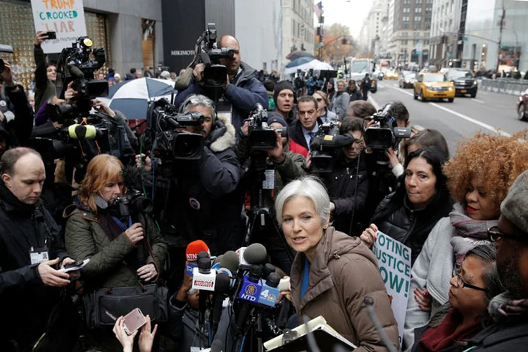 Jill Stein: a candidata que iniciou o movimento de recontagem afirmou que seu desejo era dar clareza ao processo, não mudar o resultado das eleições (Brendan McDermid/Reuters)