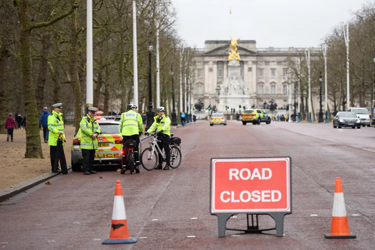 Londres: a partir de 13h local (11h de Brasília) deste sábado, a polícia irá proibir o tráfego de veículos no centro de Londres (./Getty Images)