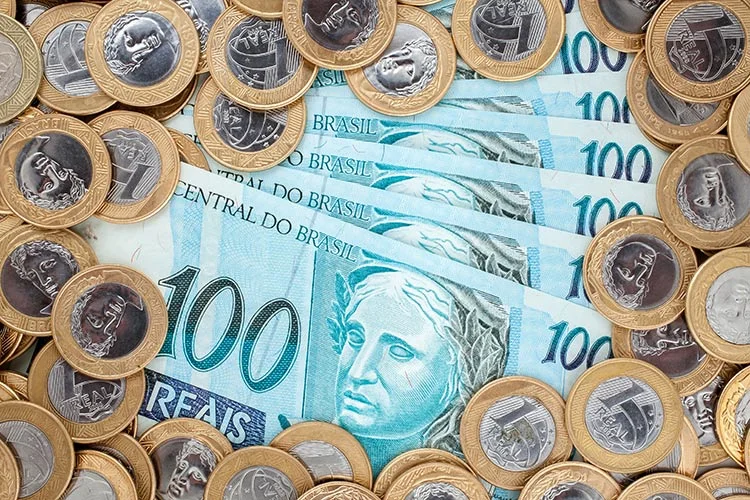 Contas do governo: no ano, o déficit acumulado de R$ 7,2 bilhões é menor do que o resultado negativo de R$ 10,167 bilhões registrado no ano passado (./Thinkstock)