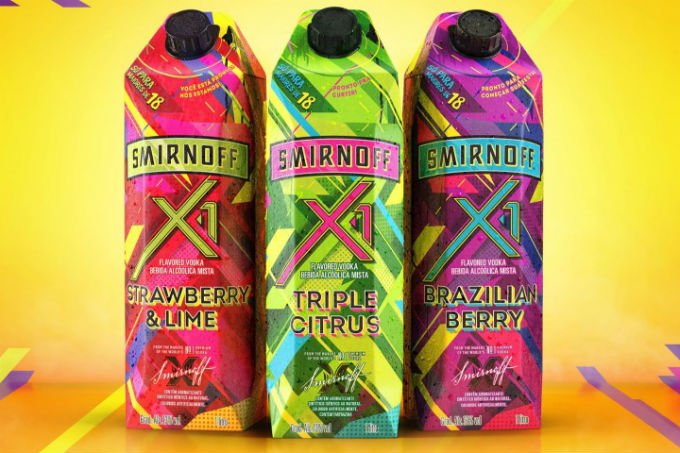 Smirnoff lança bebida em caixinha que mistura vodca com suco