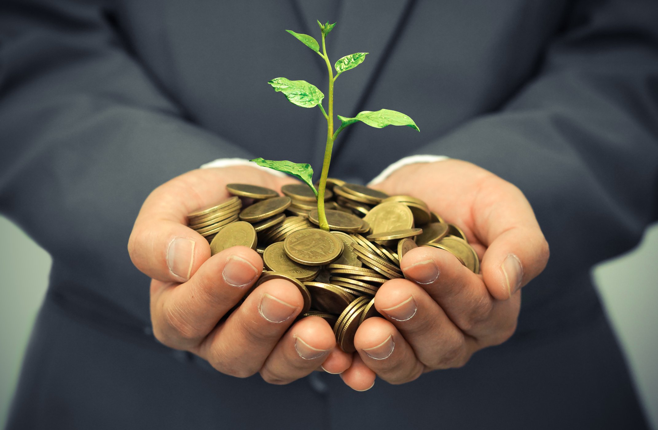 Empresários veem melhora na economia, mas investem com cuidado