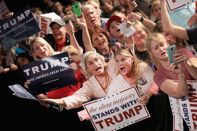 Mais de 8 mil pessoas desfilarão na posse de Trump
