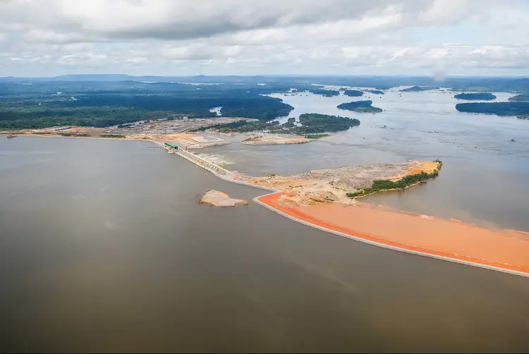 Belo Monte: hidrelétrica de Belo Monte já possui dez máquinas em operação, mas a conclusão total do projeto é estimada para 2019 (Dilma Rousseff/PR/Agência Brasil)