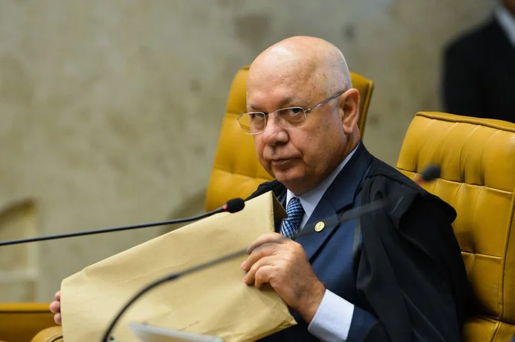 Ministro Teori Zavascki: Sepultamento está previsto para as 18 horas deste sábado (21) (Antonio Cruz/Agência Brasil)