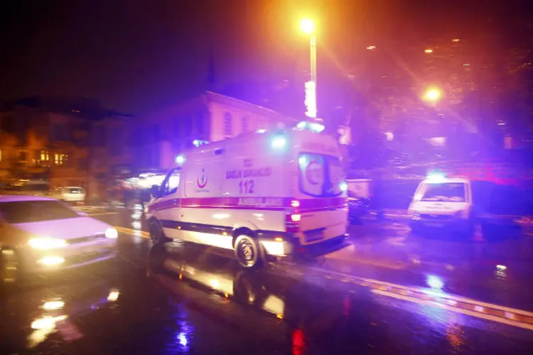 Ataque na Turquia: atirador usava roupa de Papai Noel (Osman Orsal/Reuters)