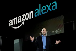 Imagem referente à matéria: Alexa, da Amazon, pode subir preço em versão mais inteligente para competir com ChatGPT
